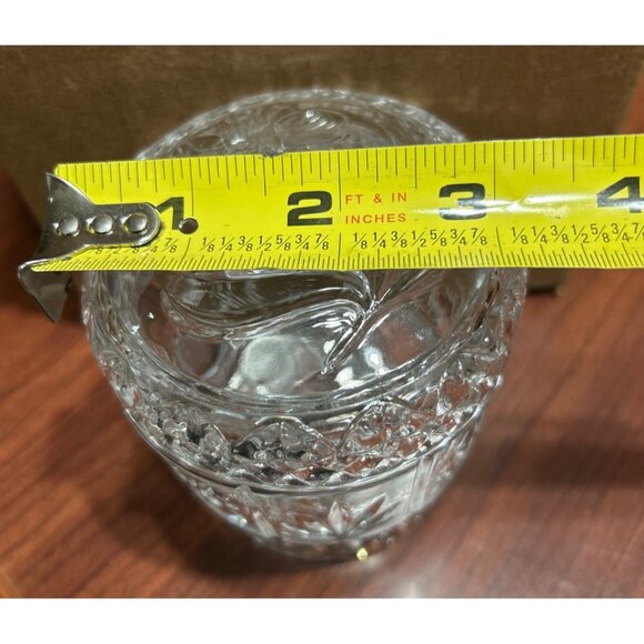 Vintage Avon Crystal Glass Lidded Pedestal Trinket Box With Floral Etching - Picture 7 of 7